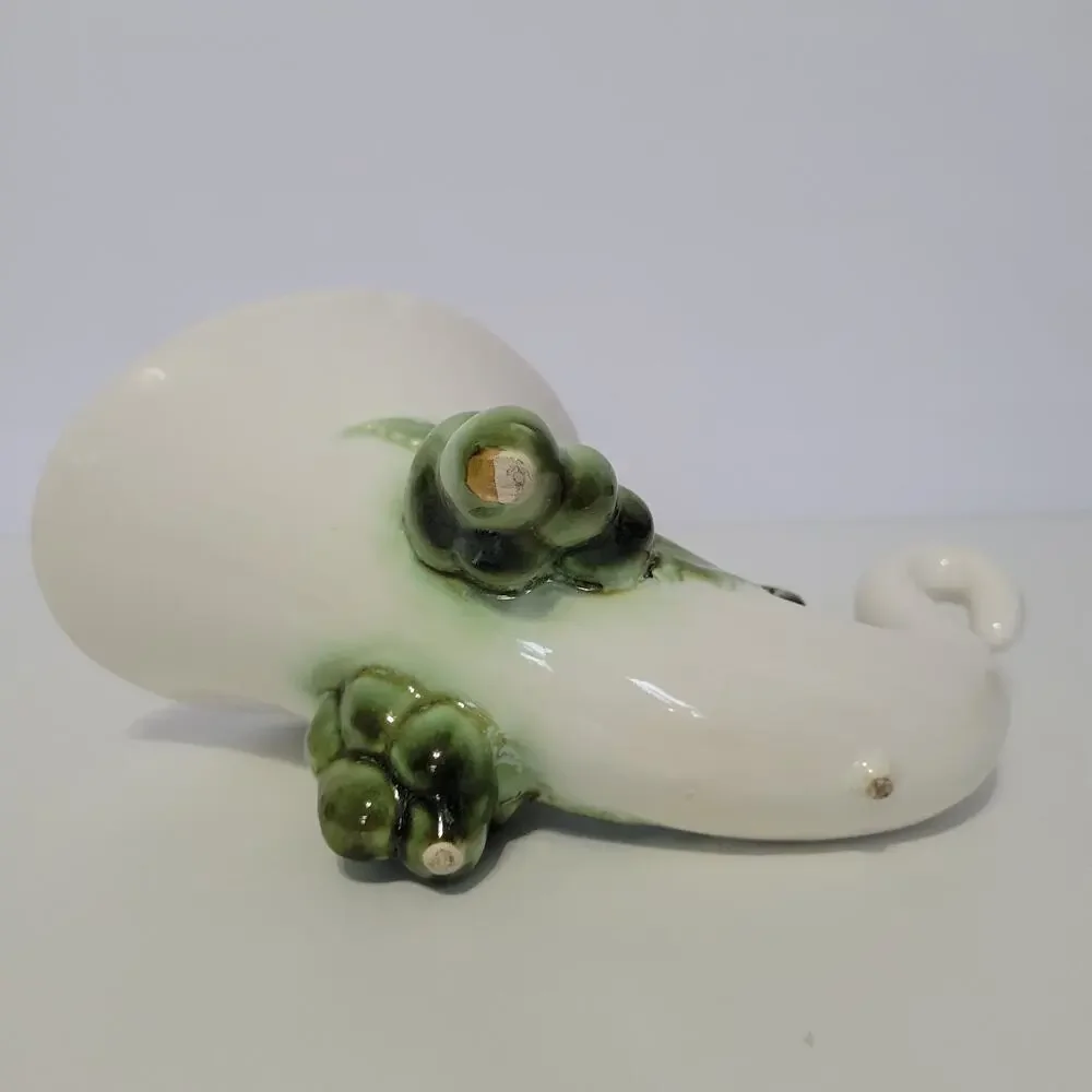 Hull vintage tokay